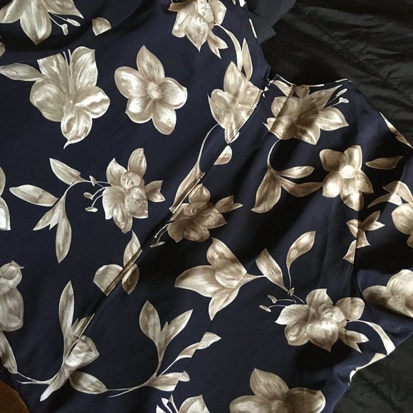 Dress Size 24 - Picture 4 of 5